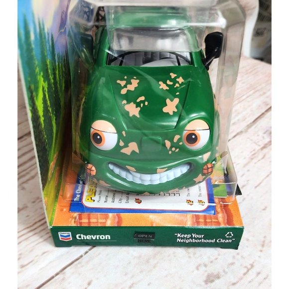 Vintage Chevron Cars Green Toy Car - Working Side View Mirrors, Moving Eyes Gift - Picture 2 of 15